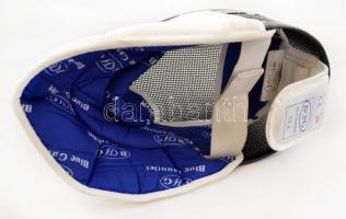 Blue Gauntlet vívósisak, jó állapotban, méret: XS