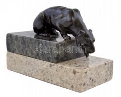 Jelzés nélkül: Tigris. Bronz, gránit talapzaton, h:11 cm, m:6 cm