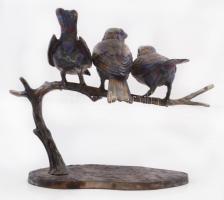 Wilhelm K. Robra (1876-1945): Éneklő verebek. Bronz, jelzett, m:18 cm, h:23 cm