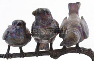 Wilhelm K. Robra (1876-1945): Éneklő verebek. Bronz, jelzett, m:18 cm, h:23 cm