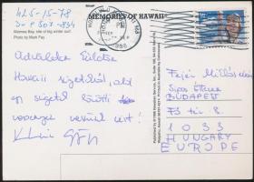 1998 Kolonics György (1972-2008) olimpiai bajnok kenus üdvözlő sorai és aláírása Fejér Miklósnak (1930- ), a Sipos étterem vezetőjének Hawaii-ról, egy szigetek közti versenyről küldött leveleőzlapon