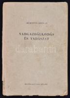 Bertóti István: Vadgazdálkodás és vadászat. Bp., 1959, Mezőgazdasági kiadó. Kiadói sérült papírkötésben, a gerincén papírcsíkkal javítva.