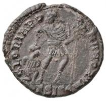 Római Birodalom / Siscia / I. Valentinianus 364-367. AE3 Cu (2,3g) T:2,2-
Roman Empire / Siscia / V...