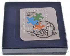 Horvátország 2011. "Alpok-Adria Filatélia Opatija" festett fém bélyegkiállítási emlékérem ...