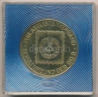 NDK 1985. "SOZPHILEX" fém emlékérem eredeti tokban (38mm) T:1
GFR 1985. "SOZPHILEX&q...