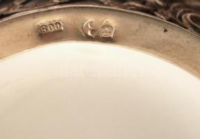 Ezüst (Ag.) csésze és alj porcelán pohárral, jelzett, jó állapotban, nettó:93 g