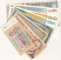 30db-os vegyes külföldi bankjegy tétel, közte Bulgária, Jugoszlávia, Weimari Köztársaság T:vegyes 30pcs of various banknotes, including Bulgaria, Yugoslavia, Weimar Republic C:mixed