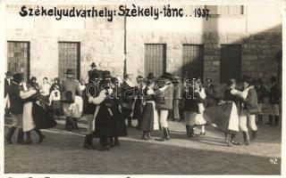 1937 Székelyudvarhely, Odorheiu Secuiesc; Székely tánc / folk dance, Kováts photo