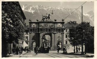 Innsbruck, Triumphpforte / gate, 'Pradl' tram (EK)