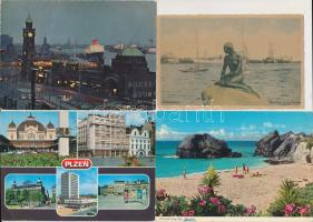 Egy doboz MODERN külföldi városképes lap sok szlovák lappal, vegyes minőség / A box of modern European town-view postcards with many Slovakian cards