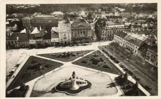 Kolozsvár, Cluj; Mátyás király tér / Square, aerial view