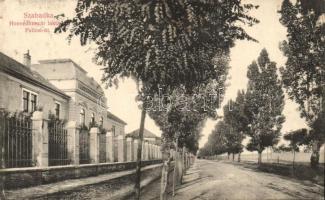Szabadka, Subotica; Honvédhuszár laktanya, Palicsi út / military barracks, street (EK)