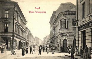 Arad; Deák Ferenc utca, gyógyszertár, Ruzsek Ferenc üzlete, kiadja Kerpel Izsó / street, pharmacy, shop (vágott / cut)
