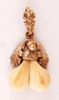 Vadász függő, csont, 14K arany (Au) / Hunter pendant 14C gold, ivory. br: 5,8 gr