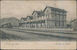 Hum, railway station, locomotive (EB)