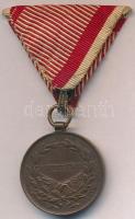 1917. "Bronz Vitézségi Érem IV. Károly / Fortitudini" Br kitüntetés mellszalaggal. Szign: ...