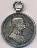 1914. "Ferenc József II. osztályú Ezüst Vitézségi Érem" jelzetlen Ag kitüntetés mellszalag nélkül. Szign.: Tautenhayn T:2,2- Hungary 1914. "Silver Gallantry Medal, IInd Class" Ag decoration without hallmark, without ribbon. Sign.: Tautenhayn C:XF,VF