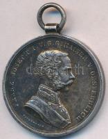 1914. "Ferenc József II. osztályú Ezüst Vitézségi Érem" jelzetlen Ag kitüntetés mellszalag nélkül. Szign.: Tautenhayn T:2,2- Hungary 1914. "Silver Gallantry Medal, IInd Class" Ag decoration without hallmark, without ribbon. Sign.: Tautenhayn C:XF,VF