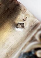 Ezüst  (Ag.) kis hamuzó, mulatós jelenettel, jelzett, mesterjeggyel (FM), javított, 10×7 cm, nettó:2...