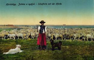 Hortobágy, Juhász a nyájjal