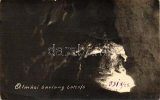 Homoródalmás, Meresti; az almási barlang belseje, kiadja Kovács István fényképész / cave interior, photo (tűnyom / pinhole)