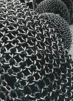 cca 1975 Giltán Tivadar: Láncos kerekek, pecséttel jelzett vintage fotóművészeti alkotás, 18x13 cm