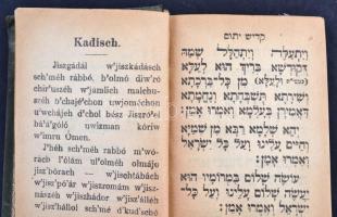 Vegyes judaika könyvcsomag, 4 db héber nyelvű imakönyv egyben