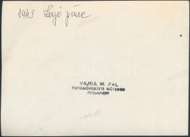 1943 Légó pince, fotó Vajda M. Pál budapesti műterméből, jelzett, 11x16cm