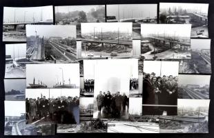 cca 1970 Budapest, Kacsóh Pongrácz úti csomópont építése és átadása, 33 db fénykép, 9x13 cm