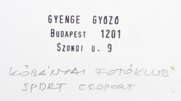 cca 1980 Gyenge Győző: Levegőben, pecséttel jelzett vintage fotóművészeti alkotás, 30x40 cm