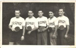 Budapesti asztaliteniszezők csoportképe / table tennis players group photo