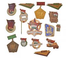 ~1970-1980. 15db KISZ jelvény, több klf T:2