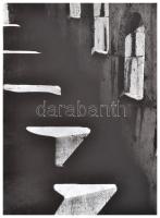 cca 1980 Hazslinszky Erika: Lépcső, feliratozott vintage fotóművészeti alkotás, 40x30 cm