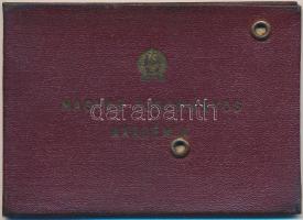 1955 Fényképes dolgozói igazolvány a Magyar Tudományos Akadémia Könyvtárának munkatársa részére.