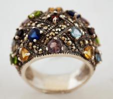 Ezüst(Ag) gyűrű, kövekkel díszített, jelzett, méret:  56,  br: 12g
