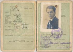 1927 Fényképes útlevél Kenyeres Imre részére, külföldi illetékbélyeggel, pecséttel. Fedlapjai lejárn...