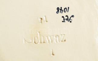 Schwaz tányérok (2db), kézzel festett, jelzett, egyiken apró máz hibával, d:26 cm