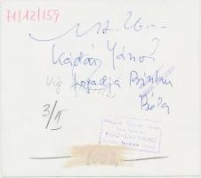 cca 1971 Biszku Béla fogadja Kádár Jánost a Nyugati pályaudvaron. Vigovszki Ferenc felvétele, hátold...