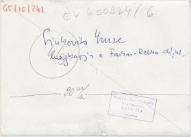 cca 1965 Sinkovits Imre díjat vesz át. Mögötte Major Tamás. Keleti Éva felvétele, a hátoldalán pecsé...