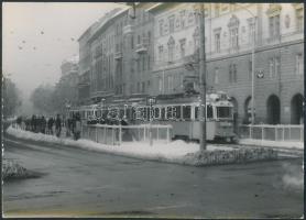 Budapest, Üllői út 52-es villamos, Linzbauer Tamás felvétele, jelzett, 9x14cm