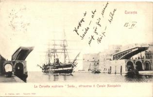 La corvette austriaca 'Saida' attraversa il Canale Navigabile / Austrian corvette Saida crossing the Taranto canal