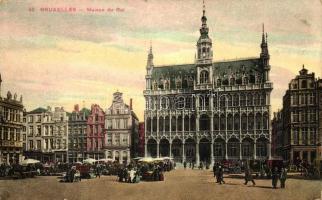 Brussels, Bruxelles; Maison du Roi / Kings House, market, horse carriages