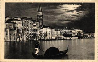 Venice, Venezia; Canal Grande / Grand Canal, gondola, at night (EK)
