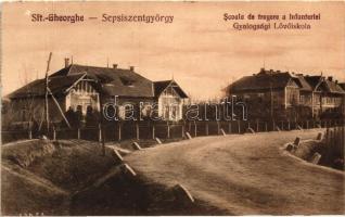 Sepsiszentgyörgy, Sfantu Gheorghe; Gyalogási Lövőiskola / military infantry shooting hall (ázott sarok / wet corner)