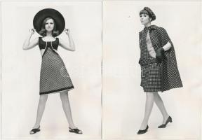 cca 1967 Divatbemutató. 5 db sajtófotó, a hátoldalon pecséttel. 18x13 cm