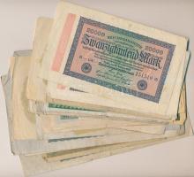 Németország / Weimari Köztársaság 1919-1923. 30db-os vegyes bankjegy tétel T:vegyes Germany / Weimar Republic 1919-1923. 30pcs of banknotes C:mixed