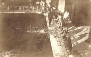 cca. 1910 Magyar honvéd tanmedence, magyar tisztek / Hungarian military school, swimming pool, photo