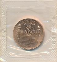 Amerikai Egyesült Államok 1961. "John F. Kennedy" Br emlékérem eredeti csomagolásban T:1
...