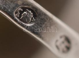 Zöld kővel díszített ezüst(Ag) gyűrű, filigrán díszítéssel,  jelzett, méret: 55, br: 9,3 g