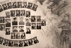 cca 1950 "Repüljetek győztes szárnyakon", pilóták tablóképe kartonra kasírozva, 15x21cm